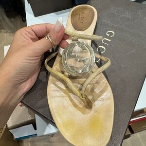 Gucci flats
